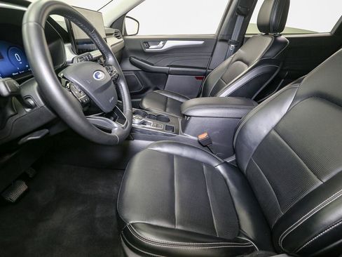 Used 2024 Ford Escape Platinum AWD/4WD image 43