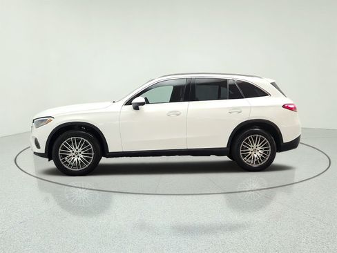 Certified 2026 Mercedes-Benz GLC 300 image 8
