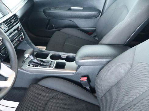 Used 2019 Kia Optima LX FWD image 17