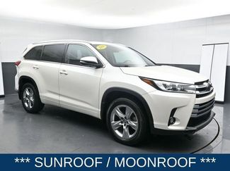 Used 2019 Toyota Highlander Limited video 3