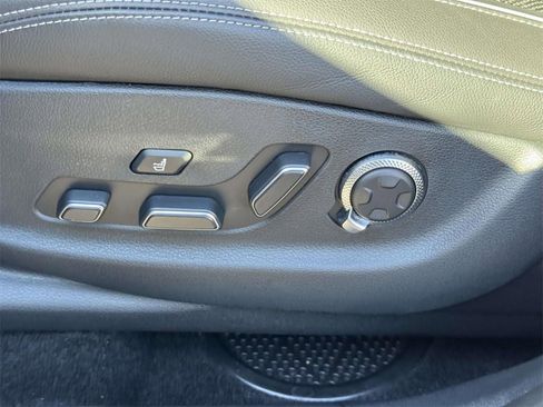 Used 2024 Genesis GV70 3.5T Sport image 16