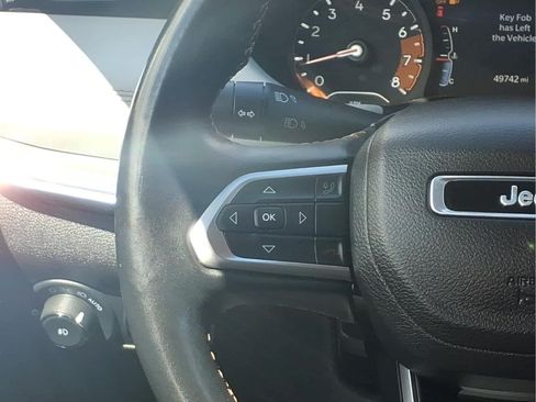 Used 2022 Jeep Compass Limited AWD/4WD image 21