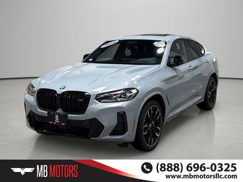Used 2024 BMW X4 M40i AWD/4WD image 1