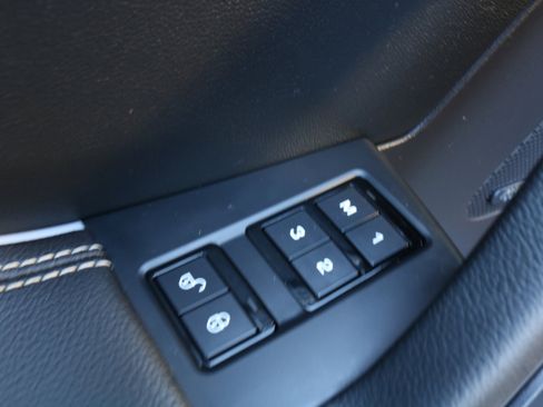 Used 2019 Jaguar F-PACE S image 34