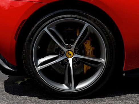 Used 2025 Ferrari 296 GTB RWD image 32