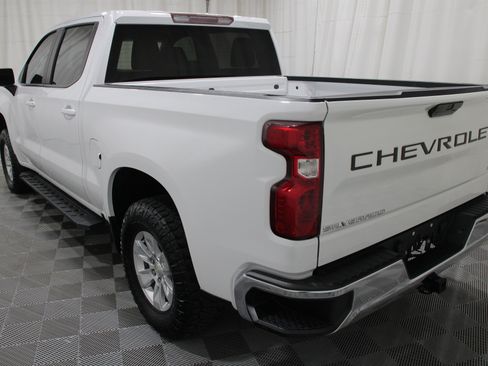 Used 2021 Chevrolet Silverado 1500 LT RWD image 32
