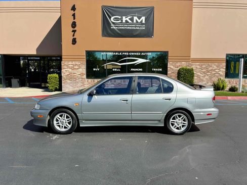 Used 1999 INFINITI G20 FWD image 3