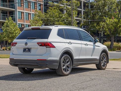 New 2024 Volkswagen Tiguan SE image 8