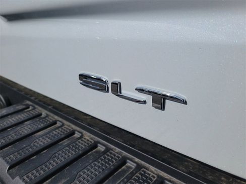 New 2026 GMC Sierra 1500 SLT w/ SLT Premium Plus Package image 10