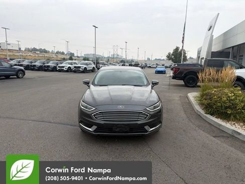 Used 2018 Ford Fusion Energi SE FWD image 2