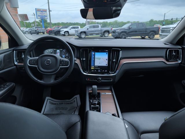 Used 2022 Volvo S60 B5 Momentum AWD/4WD image 15