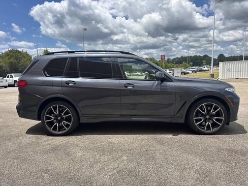 Used 2021 BMW X7 xDrive40i w/ M Sport Package AWD/4WD image 5