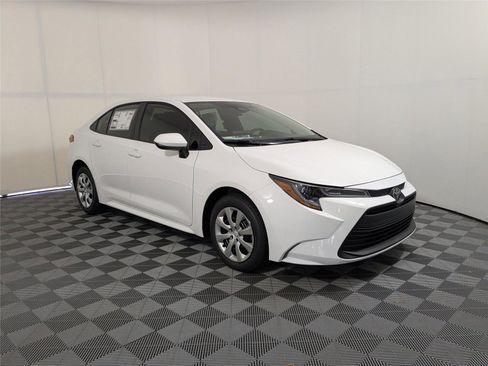 New 2026 Toyota Corolla LE image 19