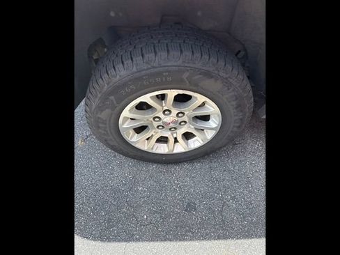 Used 2016 GMC Yukon SLE RWD image 17