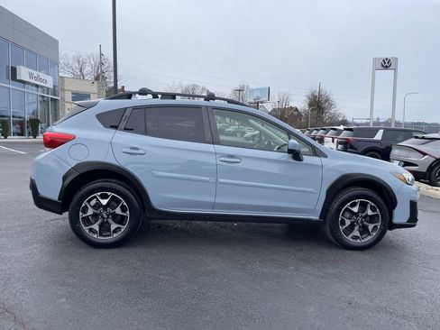 Used 2019 Subaru Crosstrek 2.0i Premium w/ Eyesight System image 4
