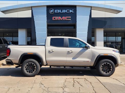 New 2026 GMC Canyon AT4 image 3