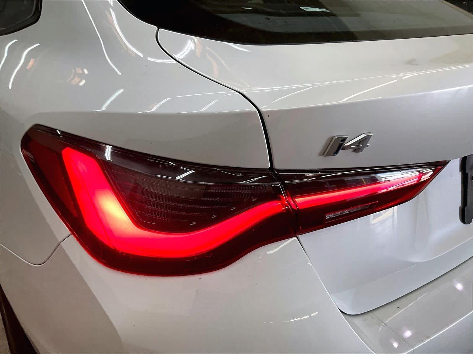 Used 2023 BMW i4 eDrive40 RWD image 31