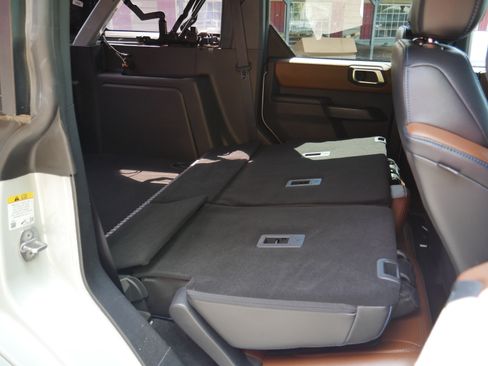 Certified 2024 Ford Bronco Outer Banks AWD/4WD image 29