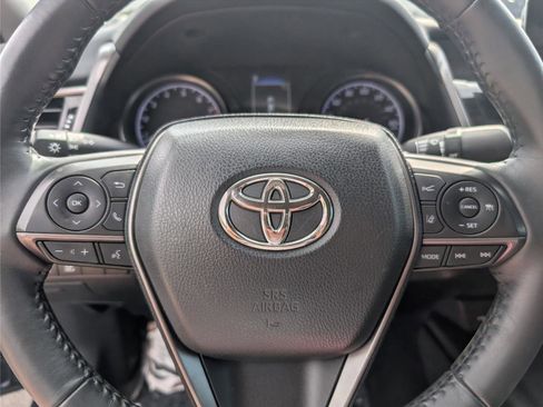 Used 2022 Toyota Camry SE image 22