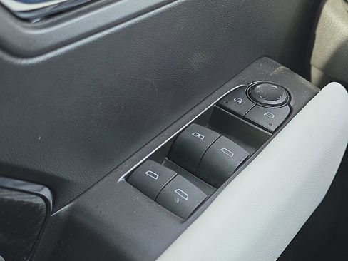 Used 2024 GMC Canyon AT4X image 13