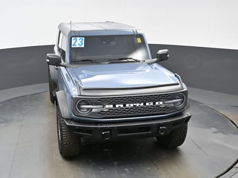 Used 2023 Ford Bronco Badlands image 39