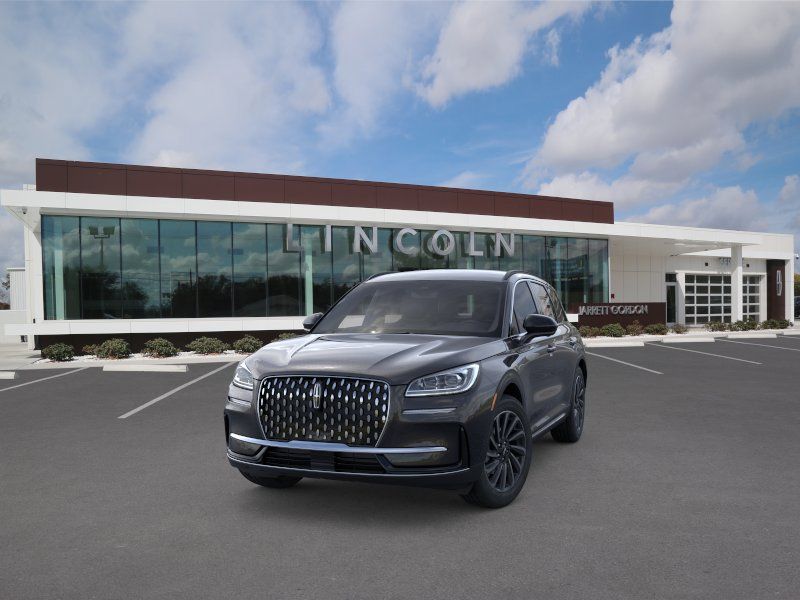 Used 2026 Lincoln Corsair Reserve FWD image 2