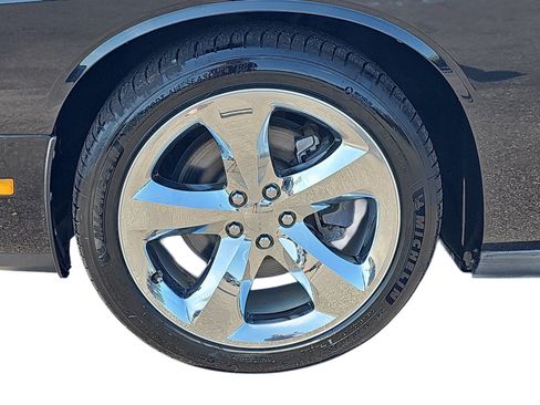 Used 2014 Dodge Challenger SXT Plus RWD image 33