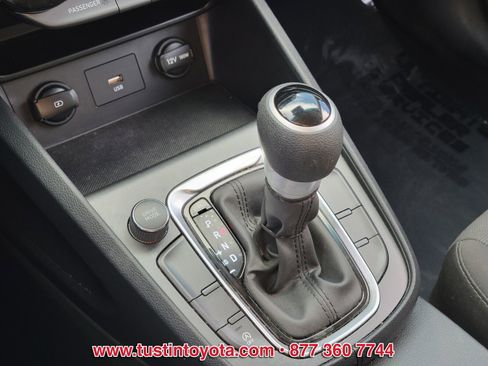 Used 2023 Hyundai Kona SEL image 23