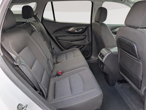 Used 2024 GMC Terrain SLE FWD image 12