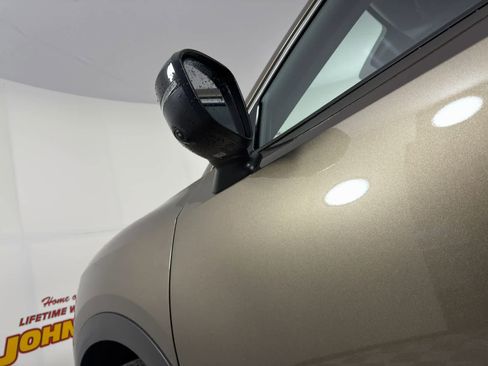 New 2026 Nissan Kicks SR w/ SR Premium Package image 12