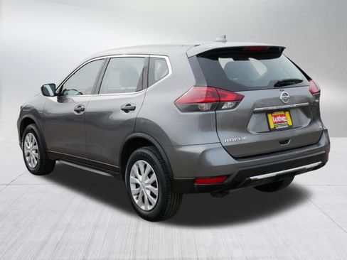 Used 2020 Nissan Rogue S image 5