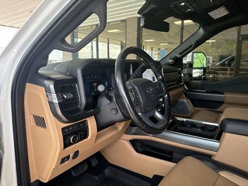 Certified 2023 Ford F250 Lariat w/ Lariat Ultimate Package AWD/4WD image 9