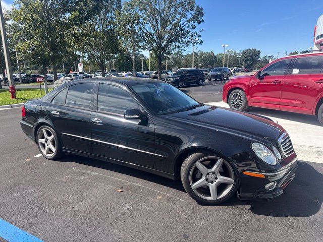 Used 2009 Mercedes-Benz E 350 Sedan image 3