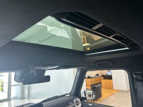 Used 2027 Mercedes-Benz G 63 AMG 4MATIC image 42
