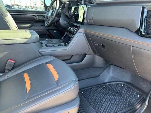 Used 2026 GMC Sierra 3500 AT4 w/ AT4 Premium Plus Package AWD/4WD image 23