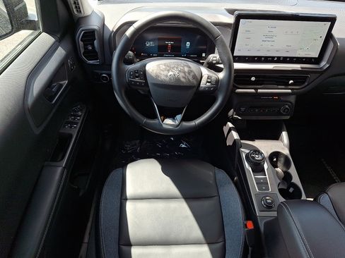 Used 2025 Ford Bronco Sport Outer Banks w/ Outer Banks Tech Package+ AWD/4WD image 12