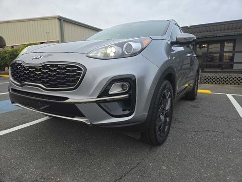 Used 2020 Kia Sportage S image 1