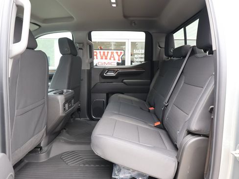 New 2026 Chevrolet Silverado 1500 LT Trail Boss w/ Convenience Package II AWD/4WD image 28