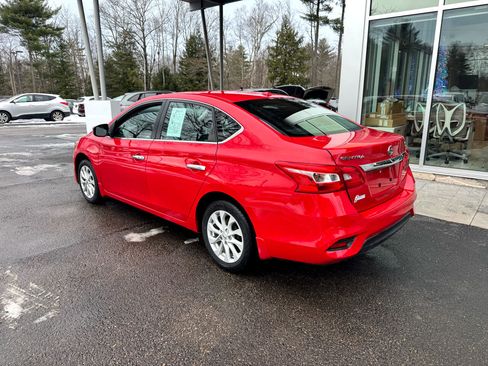 Used 2019 Nissan Sentra SV image 3