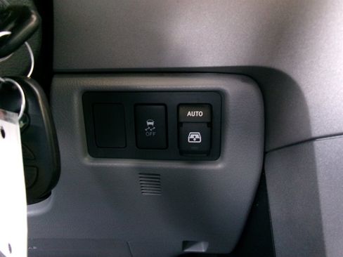 Used 2013 Toyota Sequoia Limited RWD image 45