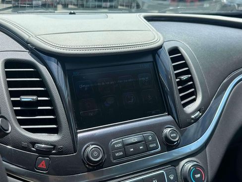 Used 2018 Chevrolet Impala LS FWD image 28