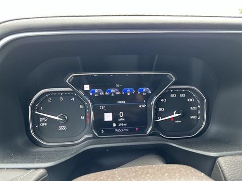Used 2021 GMC Yukon Denali w/ Denali Premium Package RWD image 12
