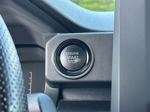 Used 2024 Toyota Tacoma SR AWD/4WD image 10