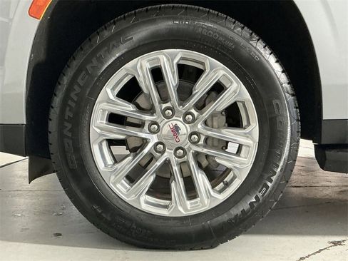 Used 2024 GMC Yukon SLT image 20
