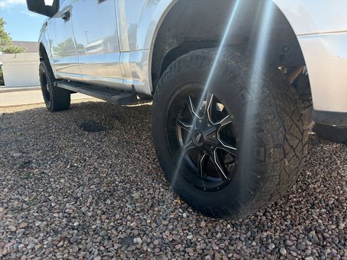 Used 2018 Ford F150 XL w/ Equipment Group 101A Mid AWD/4WD image 6