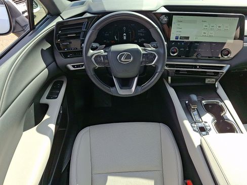 Certified 2025 Lexus RX 350 Premium image 12