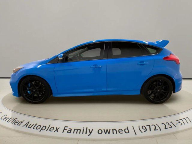 Used 2017 Ford Focus RS AWD/4WD image 2