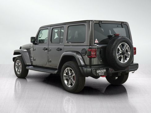 Used 2018 Jeep Wrangler Unlimited Sahara AWD/4WD image 3