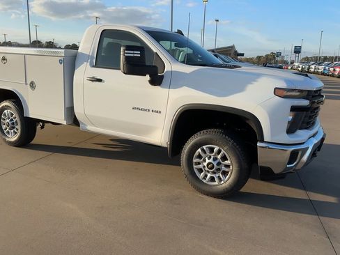 New 2026 Chevrolet Silverado 2500 W/T image 2