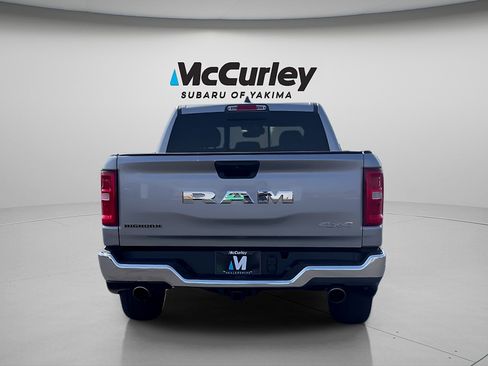 Used 2025 RAM 1500 Big Horn AWD/4WD image 4